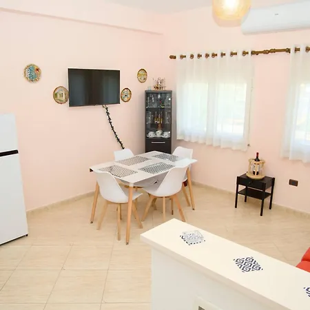 Apartament 2 Bed Sleeps 4 With Free Parking