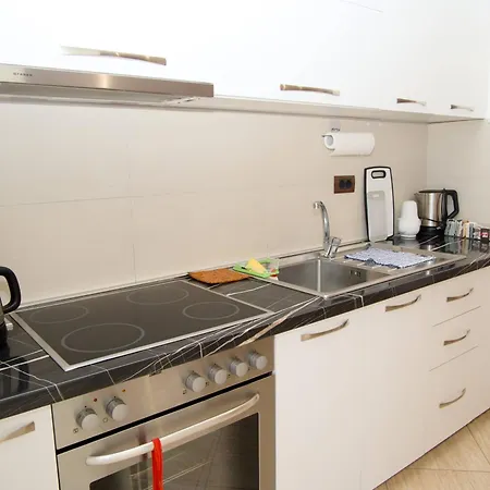 Appartamento 2 Bed Sleeps 4 With Free Parking